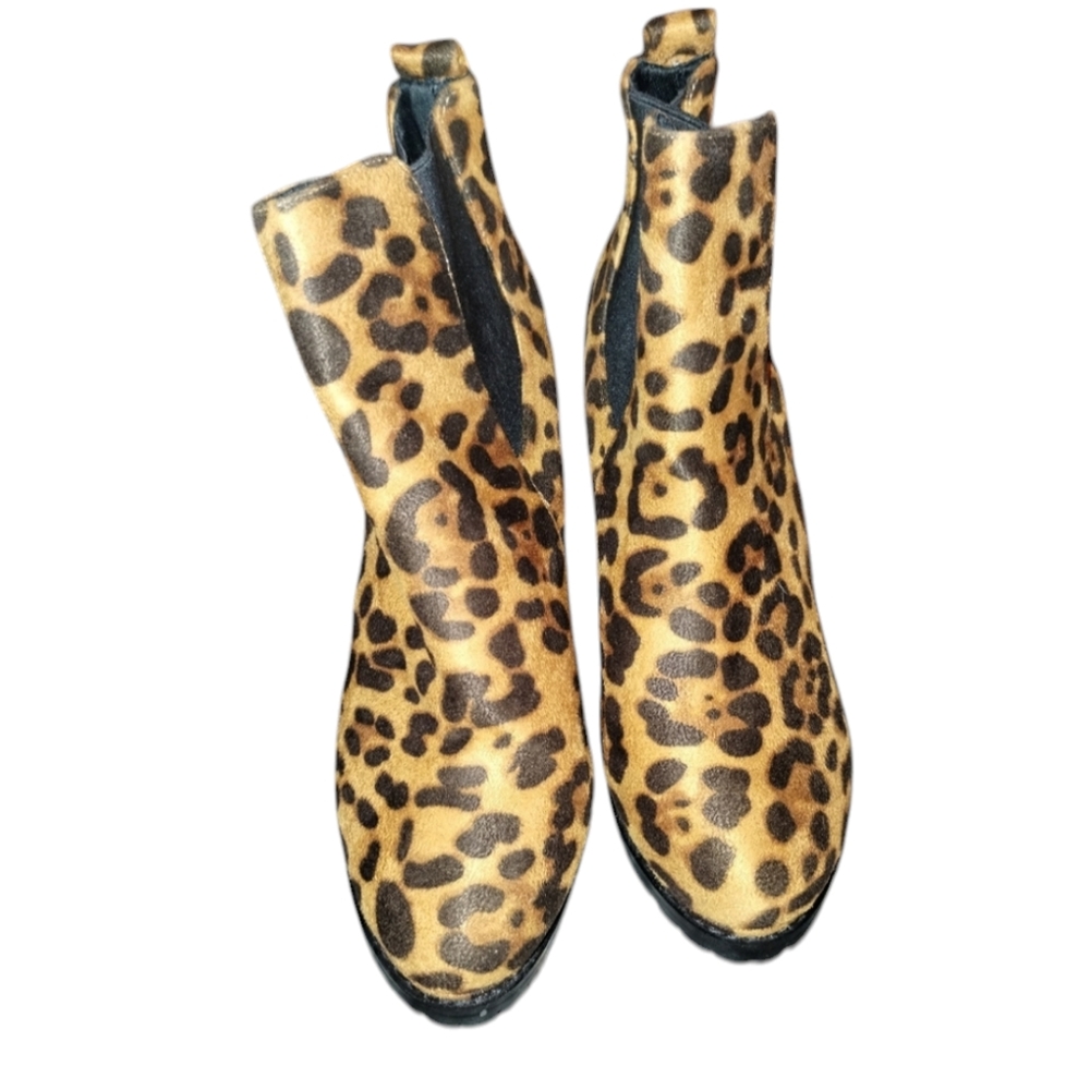 Jolimall leopard ankle boots High heel booties size 8 great condition